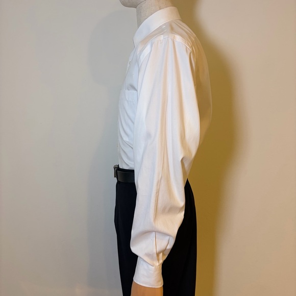 Kirkland Signature White Dress Shirt 16.5 34/35 Traditional Fit Non-Iron - Picture 8 of 10